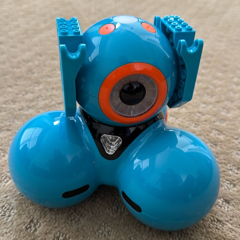 Dash Robot